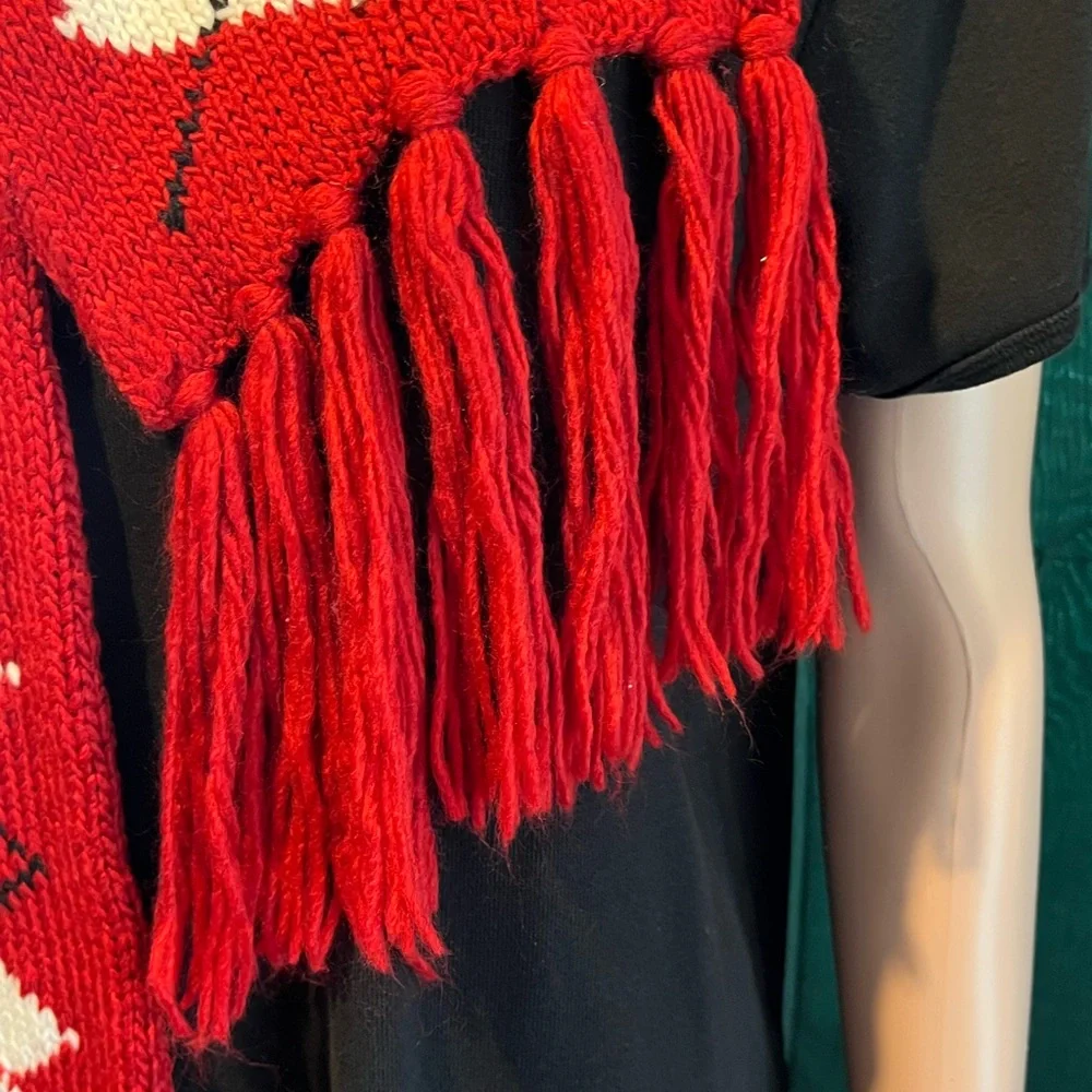 New York & Company Beanie Hat and Matching Scarf 2pc set, Red White Black | OS - Picture 9 of 13